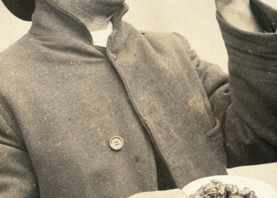 Eating Limpets in Redruth c1906