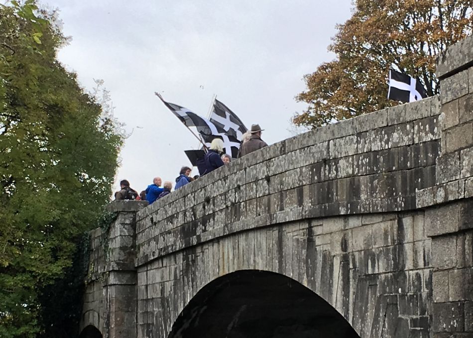 Protest against Cornwall and Devon shared constituency on the River Tamar